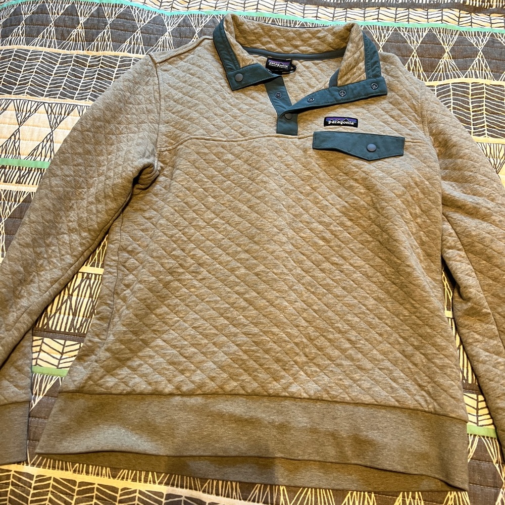 Patagonia quilted sweater